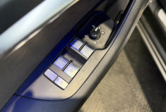 Audi A6 Avant 40 TDI 204 ch S line S tronic 7 – entretien complet – attelage – toit ouvrant