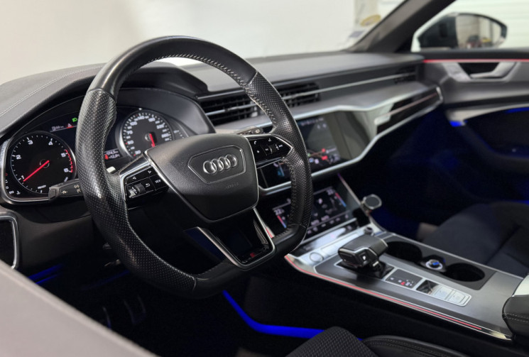 Audi A6 Avant TDI 204 ch S line S tronic 7 / entretien complet / attelage / toit ouvrant