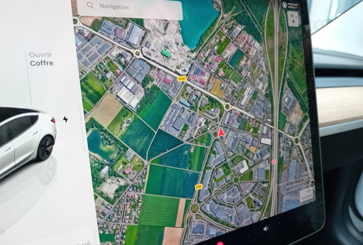 Tesla Model 3 Phase 2 Standard Propulsion 275 cv - Parfait état - AMD RYZEN - Pompe à chaleur - 
