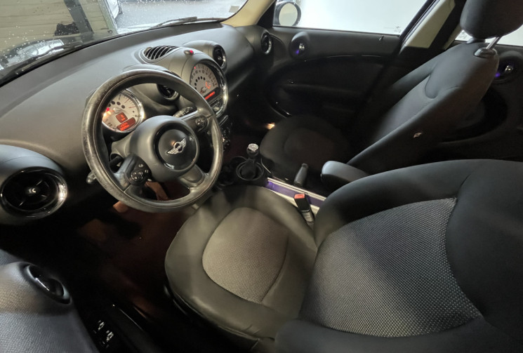 Mini Countryman 1.6 Cooper Red Hot Chili / PREMIERE MAIN / SUIVI EXCLUSIF BMW