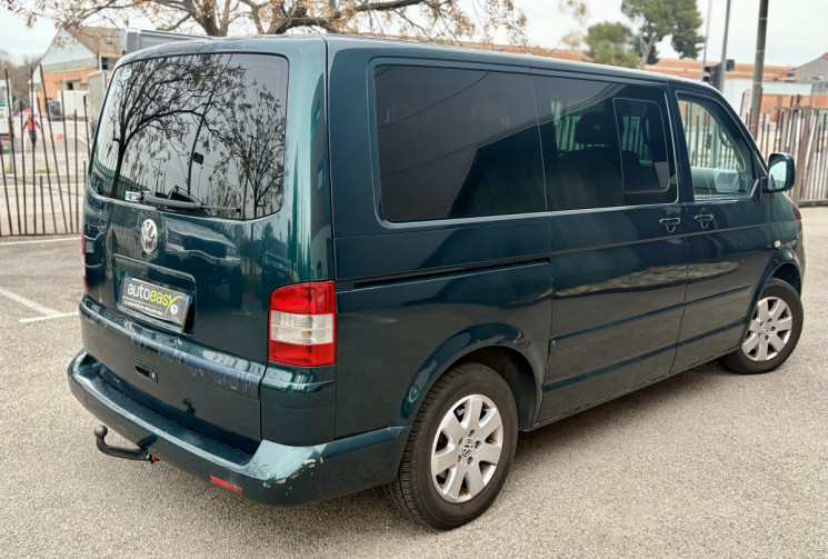 Volkswagen Multivan T5 2.5 TDI 174cv / Entretien suivi /  ( Transporteur Combi Caravelle etc)