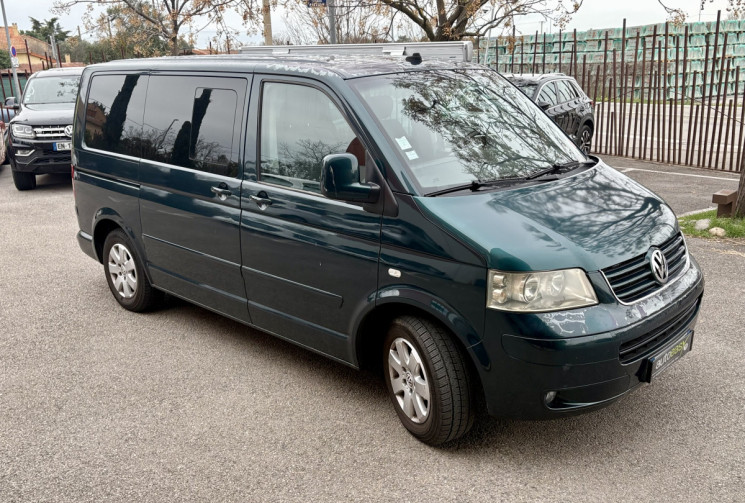 Volkswagen Multivan T5 2.5 TDI 174cv / Entretien suivi /  ( Transporteur Combi Caravelle transporter