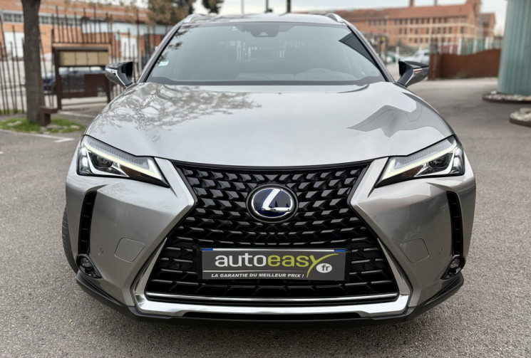 Lexus UX 250h Hybrid PREMIUM Edition MY21 / Tres bon état / 