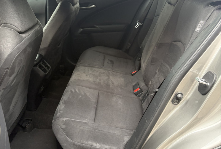 Lexus UX 250h Hybrid PREMIUM Edition MY21 / Tres bon état / 