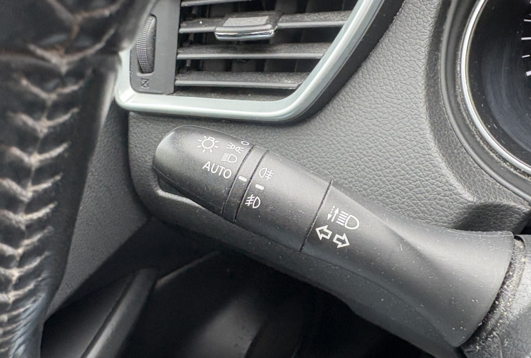 Nissan Qashqai N-CONNECTA 1.5 dci 115cv * Toit Pano * Caméra 360 * Entretien Nissan Complet