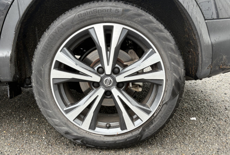 Nissan Qashqai N-CONNECTA 1.5 dci 115cv * Toit Pano * Caméra 360 * Entretien Nissan Complet