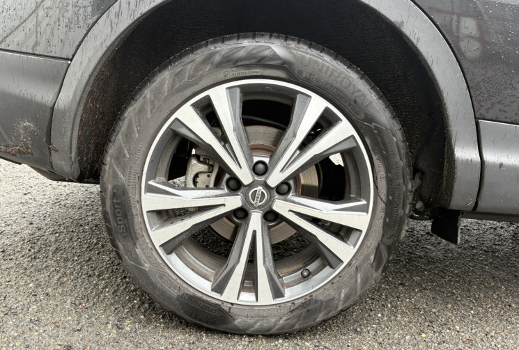 Nissan Qashqai N-CONNECTA 1.5 dci 115cv * Toit Pano * Caméra 360 * Entretien Nissan Complet