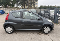 Peugeot 107 1.0 / 68 CH / TRENDY 