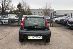 Peugeot 107 1.0 / 68 CH / TRENDY 