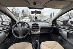 Peugeot 107 1.0 / 68 CH / TRENDY 