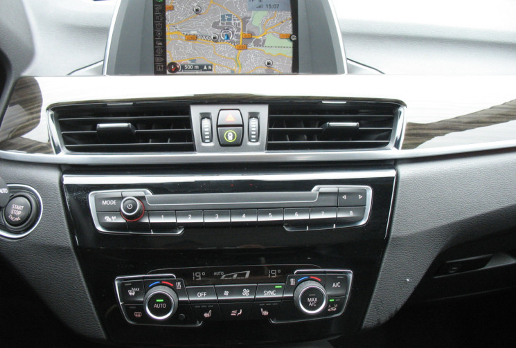 BMW X1  20iA 192 X-Drive X-Line ETHANOL E85