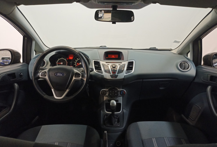 Ford Fiesta 1.4 TDCi 68 ch Trend / entretien à jour / factures disponibles