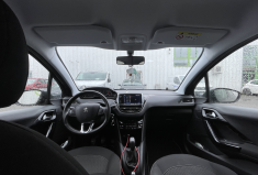 Peugeot 208 1.5 bluehdi 100 ch active Business Sieges chauffants*Apple carplay*Entretien a jour 
