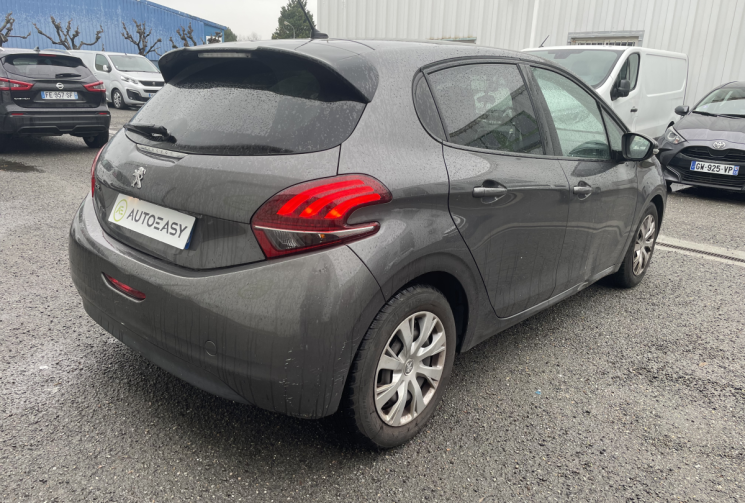 Peugeot 208 1.5 bluehdi 100 ch active Business Sieges chauffants*Apple carplay*Entretien a jour 