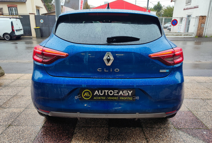 Renault CLIO V Rs line E-TECH 1.6 140 Hybrid Suivi Renault 