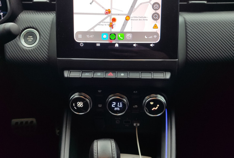 Renault CLIO V Rs line E-TECH 1.6 140 Hybrid Suivi Renault 