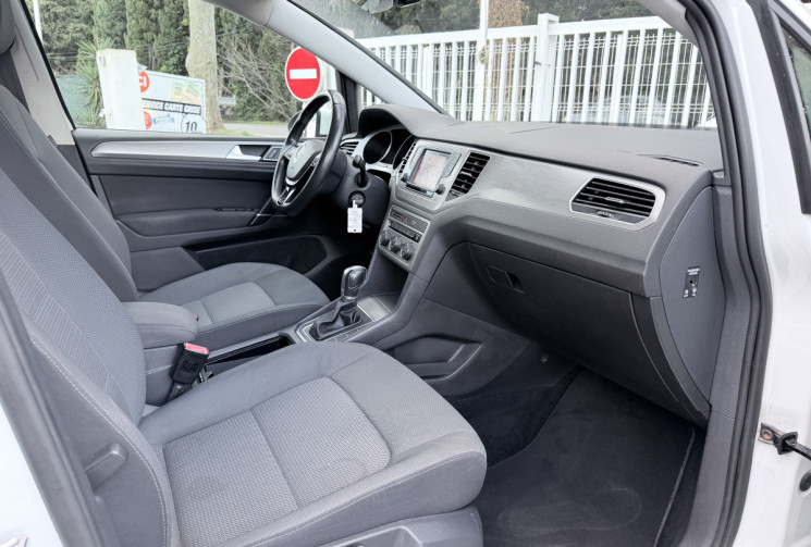 Volkswagen GOLF SPORTSVAN 1.6 TDI 116 Confortline Business