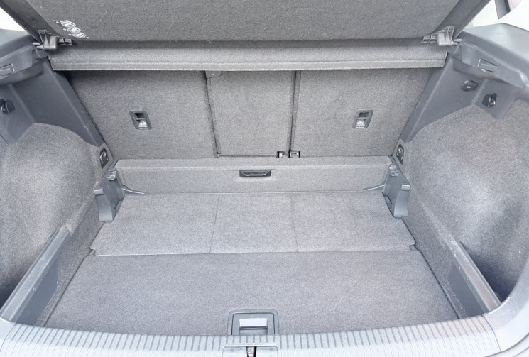 Volkswagen GOLF SPORTSVAN 1.6 TDI 116 Confortline Business