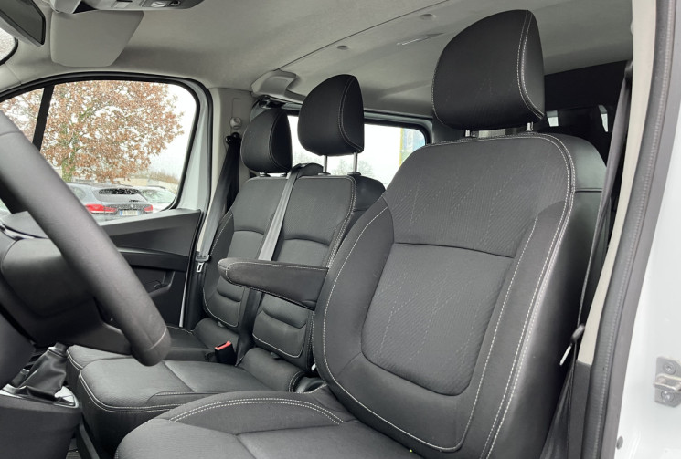 Renault Trafic III L1 2.0 Blue dCi 150ch 6 places