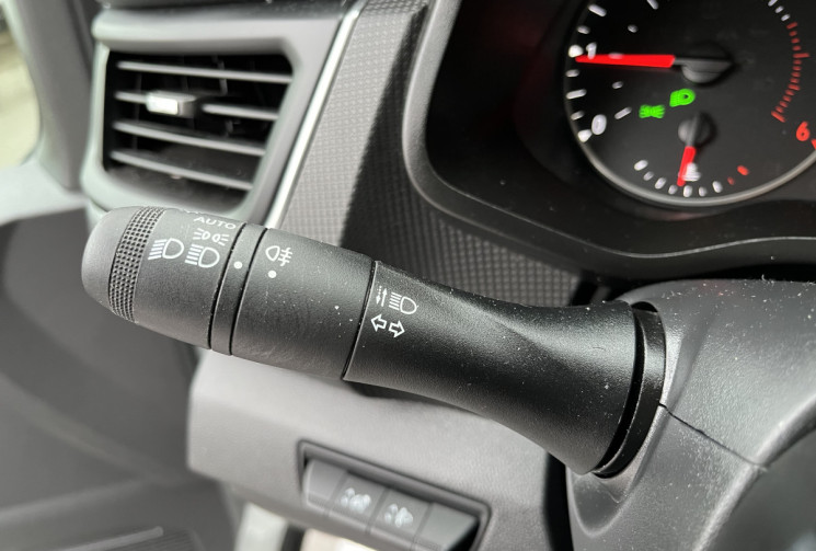 Renault Trafic III L2H1 2.0 Blue dCi 150ch 6 places TVA récupérable