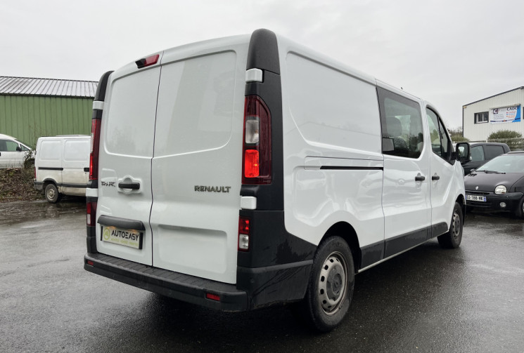 Renault Trafic III L1 2.0 Blue dCi 150ch 6 places