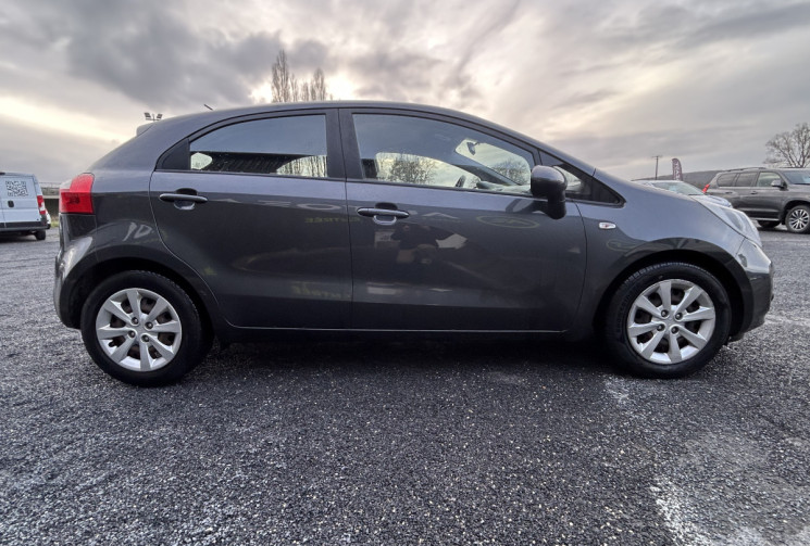 Kia RIO 1.2 85 CH 103000KMS 5 PORTES