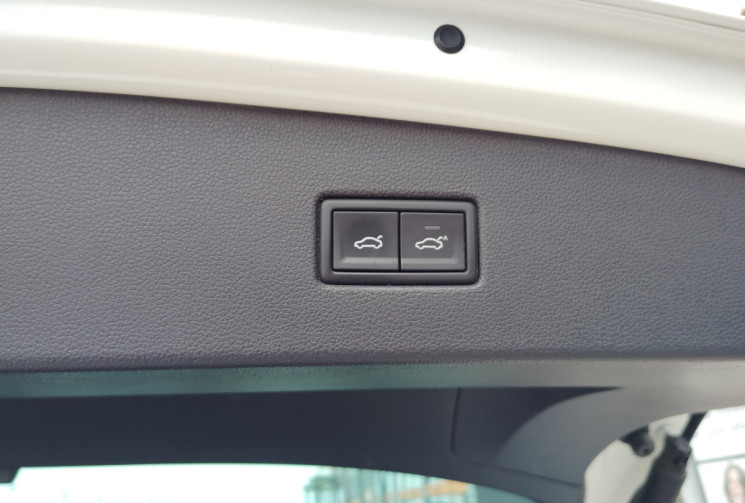 Volkswagen Tiguan 2.0 BI-TDI 240 BMT DSG7 4motion Carrat Exclusive