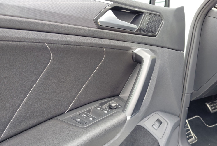 Volkswagen Tiguan 2.0 BI-TDI 240 BMT DSG7 4motion Carrat Exclusive