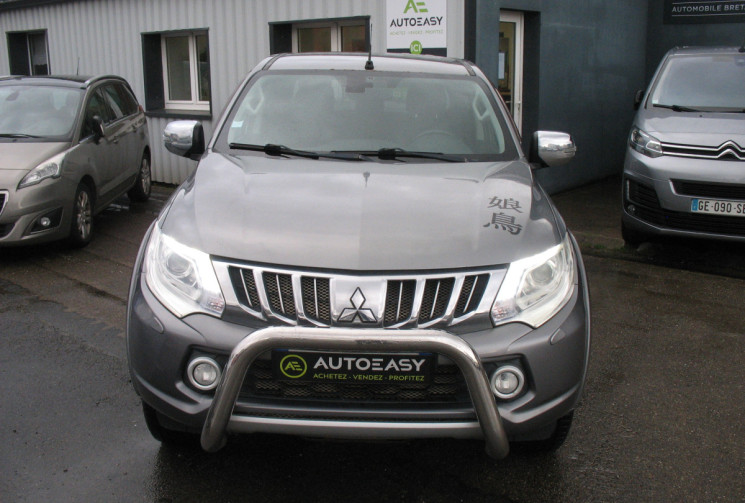 Mitsubishi L200 III Pickup double cabine 4WD 2.4L DI-D 181cv 4x4 Pour PRO de l'AUTO