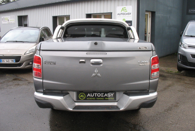 Mitsubishi L200 III Pickup double cabine 4WD 2.4L DI-D 181cv 4x4 Pour PRO de l'AUTO