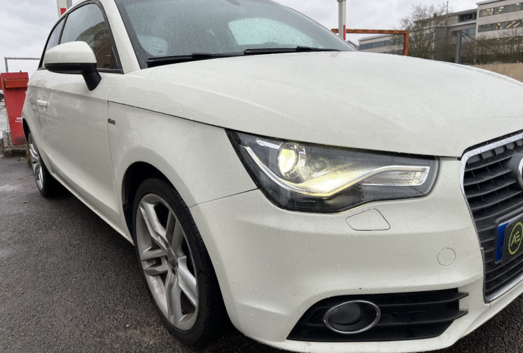 Audi A1 I 3 Portes 1.4 TFSI S-Tronic7 122 cv Boîte auto S Line