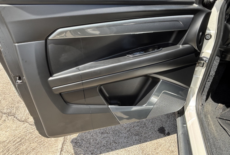 Ligier JS 60 / sans permis / boite auto, clim, caméra