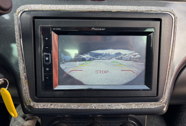 Ligier JS 60 / boite auto, clim, caméra