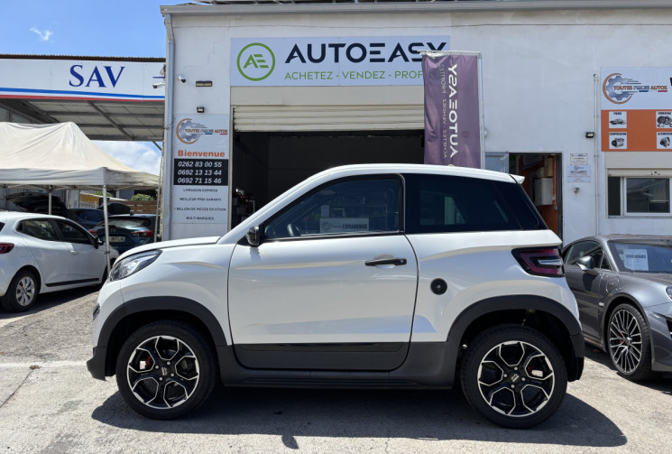 Ligier JS 60 / sans permis / boite auto, clim, caméra