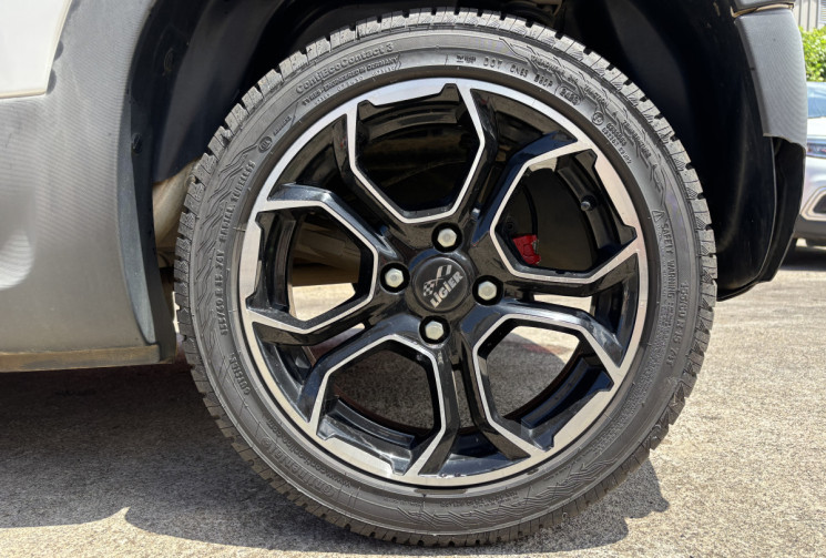 Ligier JS 60 / sans permis / boite auto, clim, caméra