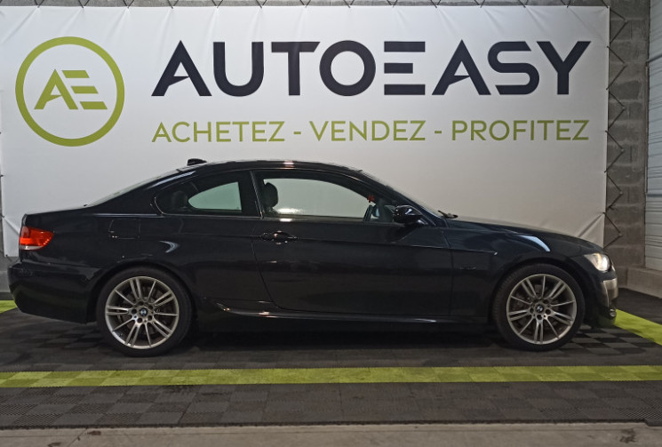 BMW SERIE 3 COUPE 330 xi E92 272 ch Pack M – entretien à jour – vidange de boîte effectuée