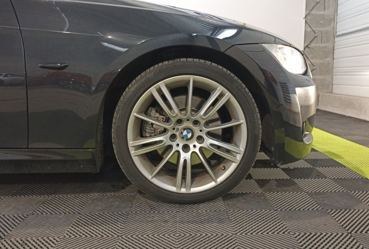 BMW SERIE 3 COUPE 330 xi E92 272 ch Pack M – entretien à jour – vidange de boîte effectuée