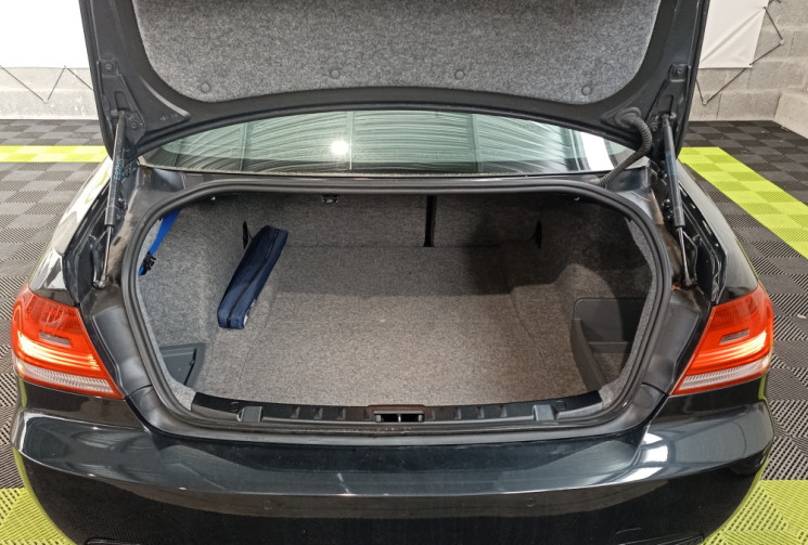 BMW SERIE 3 COUPE 330 xi E92 272 ch Pack M – entretien à jour – vidange de boîte effectuée