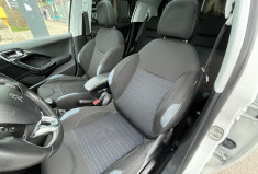 Peugeot 208 GT 1.6 HDi 92 Ch