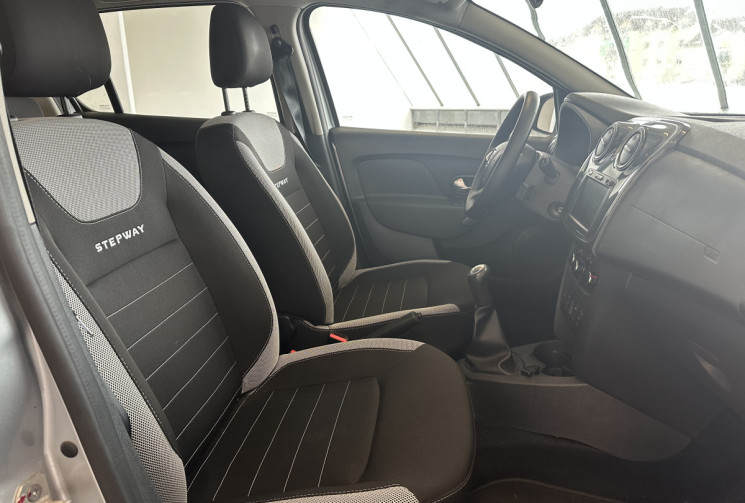 Dacia Sandero  Stepway 0.9 TCe 90 / Camera de recul