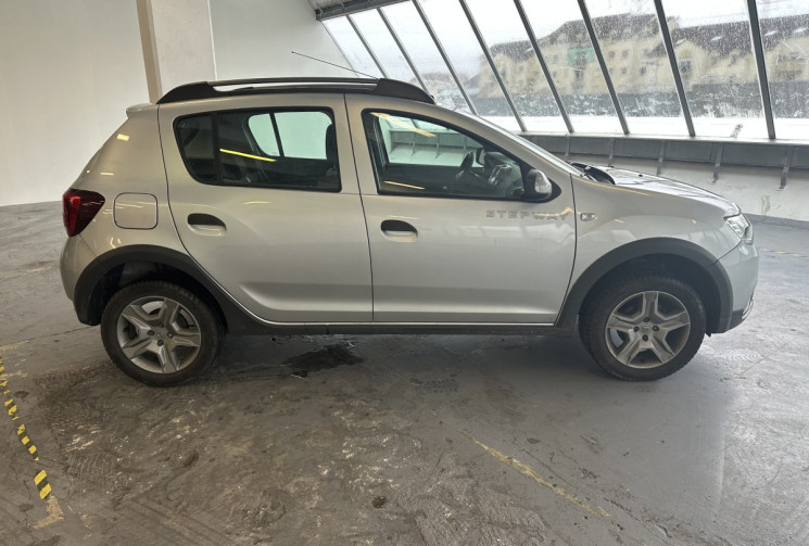 Dacia Sandero  Stepway 0.9 TCe 90 / Camera de recul