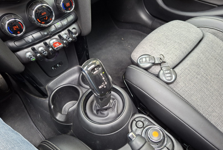 Mini Cooper 1.5i 136 ch bva  5 portes HEDDON STREET toit ouvrant 49000 kms