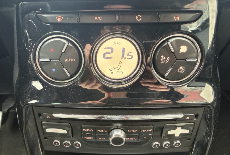 Citroën DS3 1.6 BLUEHDI 120 SO IRRESISTIBLE