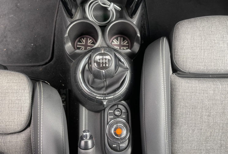 Mini MINI CABRIOLET COOPER 1.5 136CH CHILI