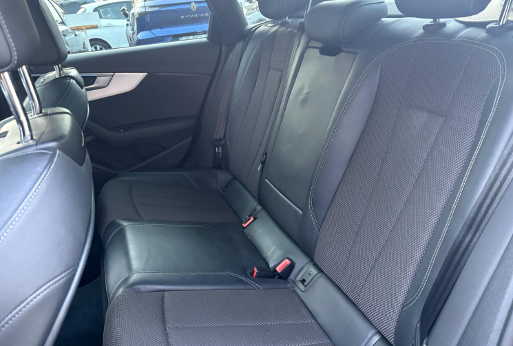 Audi A4 2.0 TDI / mild hybrid S line 136 CV / ENTRETIEN AUDI