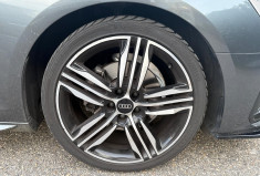Audi A4 2.0 TDI / S-line 136 CV / ENTRETIEN AUDI