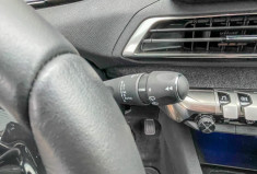 Peugeot 5008 PEUGEOT 5008 ALLURE 7 PLACES GARANTIE CONSTRUCTEUR 06/2026  CARNET PEUGEOT  CUIR NOIR 