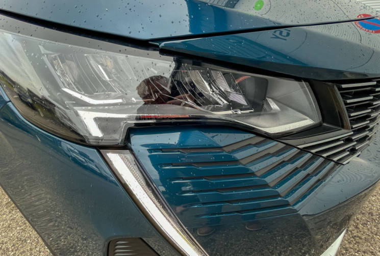 Peugeot 5008 PEUGEOT 5008 ALLURE 7 PLACES GARANTIE CONSTRUCTEUR 06/2026  CARNET PEUGEOT  CUIR NOIR 