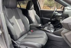 Peugeot 2008 PEUGEOT 2008 GT 130cv APPLE CARPLAY - VIRTUAL COCKPIT 3D - COMMANDE VOLANT - CAMERA 360