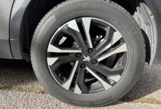 Peugeot 2008 PEUGEOT 2008 GT 130cv APPLE CARPLAY - VIRTUAL COCKPIT 3D - COMMANDE VOLANT - CAMERA 360